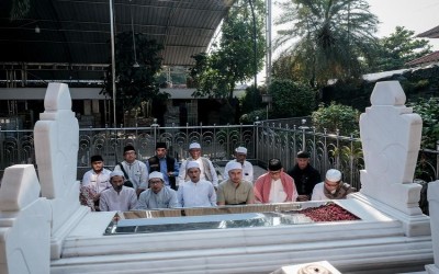 Sunan Ampel Ajarkan “Moh Limo” untuk Bentengi Masyarakat dari Perilaku Negatif