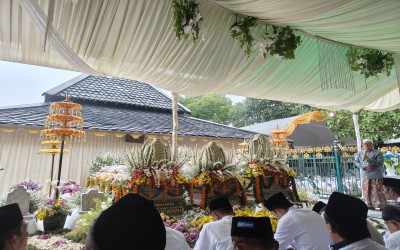 Masyarakat dan Pemerintah Bersama HadiriTahlil dan Ziarah Raden Fattah ke-523